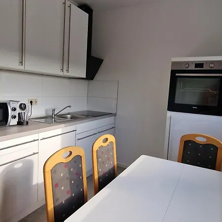 2 Bedroom Cityview Apartment Ps5-Qled Tv-Parking Chemnitz Exterior photo